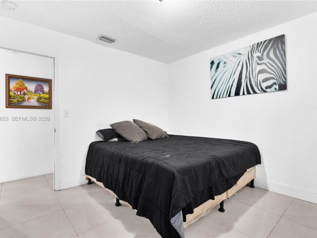 Продажа дома по адресу 10224 SW 131st Ct - фото 7534044