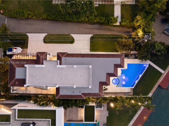 Продажа дома по адресу 919 92nd St - фото 7534062