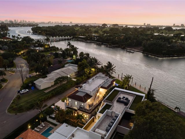 Продажа дома по адресу 919 92nd St - фото 7534063