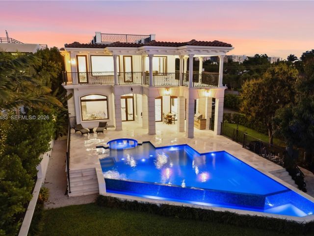 Продажа дома по адресу 919 92nd St - фото 7534064