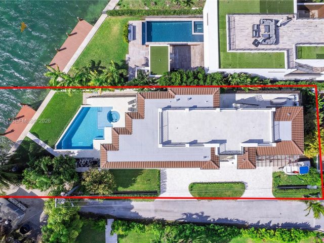 Продажа дома по адресу 919 92nd St - фото 7534068