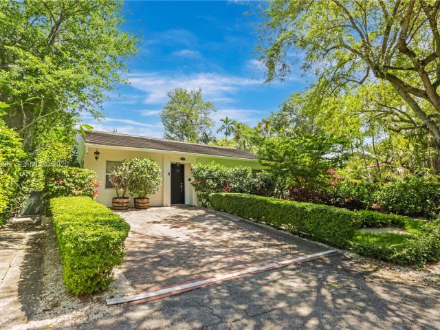 Продажа дома по адресу 815 Monterey St. - фото 7534288