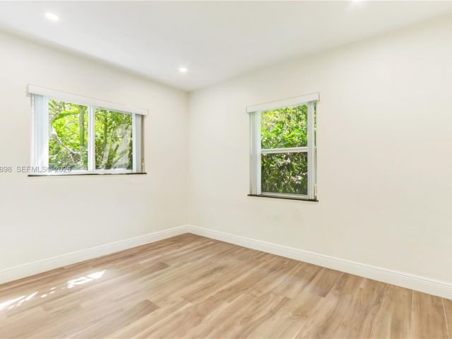 Продажа дома по адресу 815 Monterey St. - фото 7534295