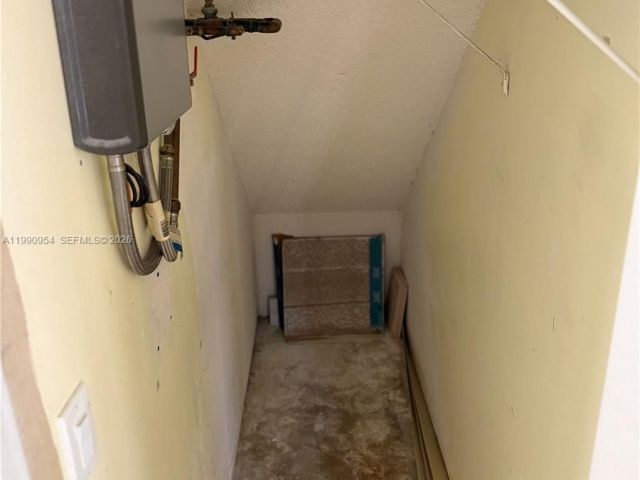 Продажа дома по адресу 4825 SW 149th Ct 18B - фото 7536896