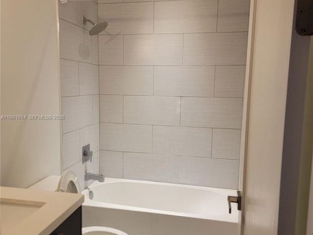 Продажа дома по адресу 9133 NW 33rd St - фото 7536501