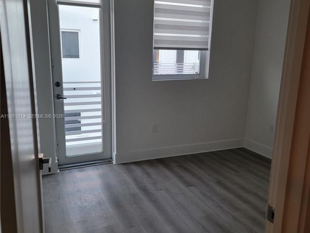 Продажа дома по адресу 9133 NW 33rd St - фото 7536502