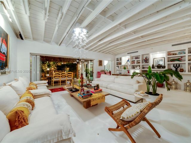 Дом в аренду по адресу 330 Gulf Rd - фото 7536507