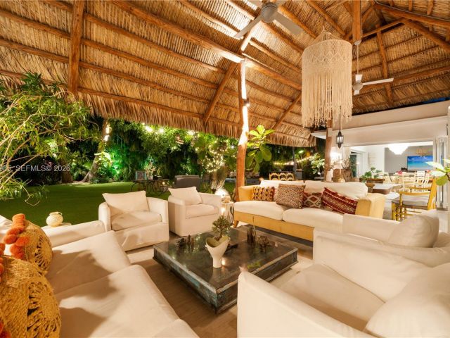 Дом в аренду по адресу 330 Gulf Rd - фото 7536511