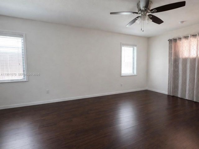 Продажа дома по адресу 15182 SW 171st St - фото 7537017