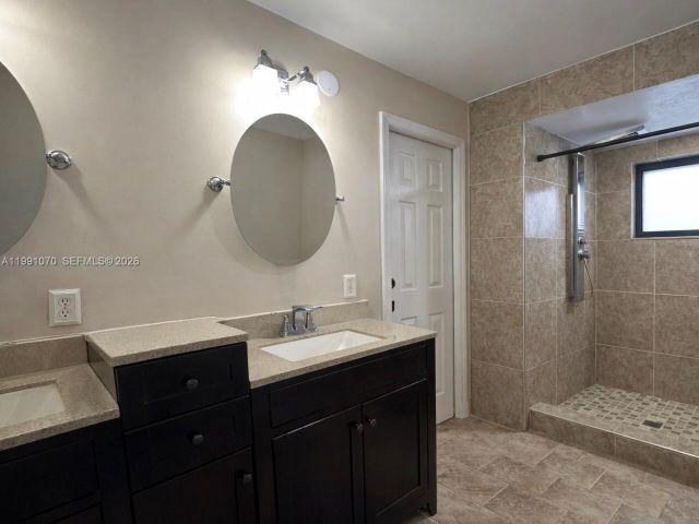 Продажа дома по адресу 15182 SW 171st St - фото 7537018