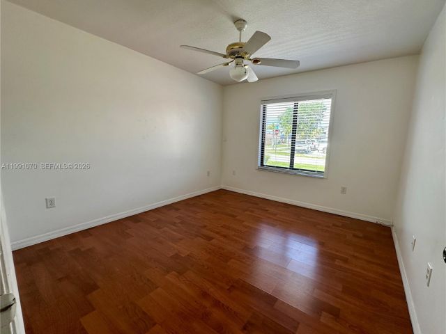 Продажа дома по адресу 15182 SW 171st St - фото 7537021