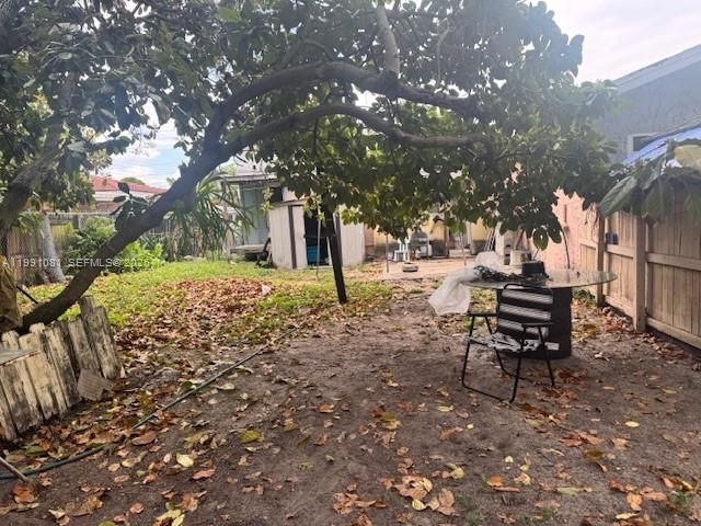 Продажа дома по адресу 315 SW 63rd Ave - фото 7536564