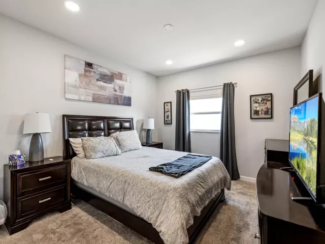 Продажа дома по адресу 429 NE 1st Street - фото 9034138