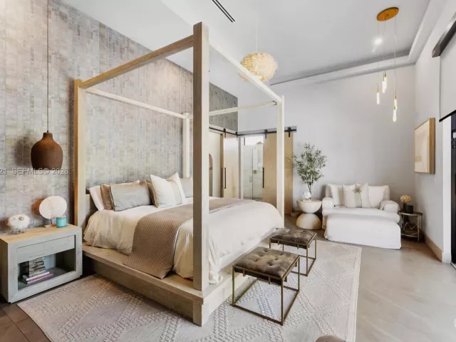 Дом в аренду по адресу 2215 NE 19th St - фото 7541514