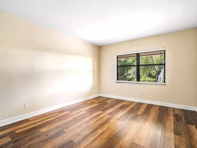 Продажа дома по адресу 5664 Santiago Circle - фото 9240354