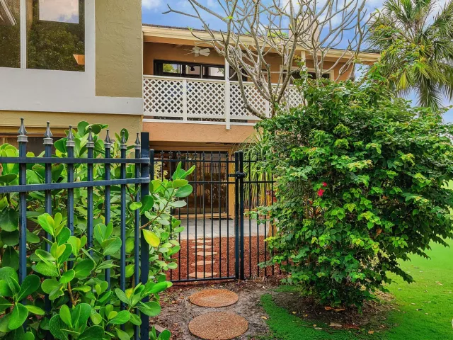 Продажа дома по адресу 5664 Santiago Circle - фото 9240367