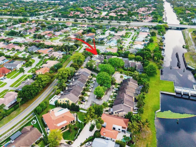 Продажа дома по адресу 5664 Santiago Circle - фото 9240373