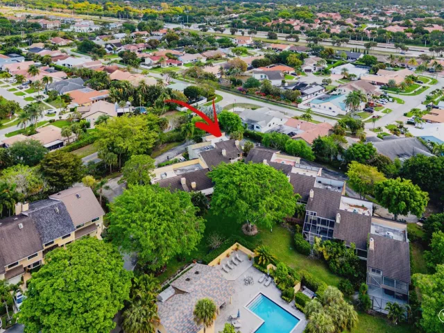 Продажа дома по адресу 5664 Santiago Circle - фото 9240375