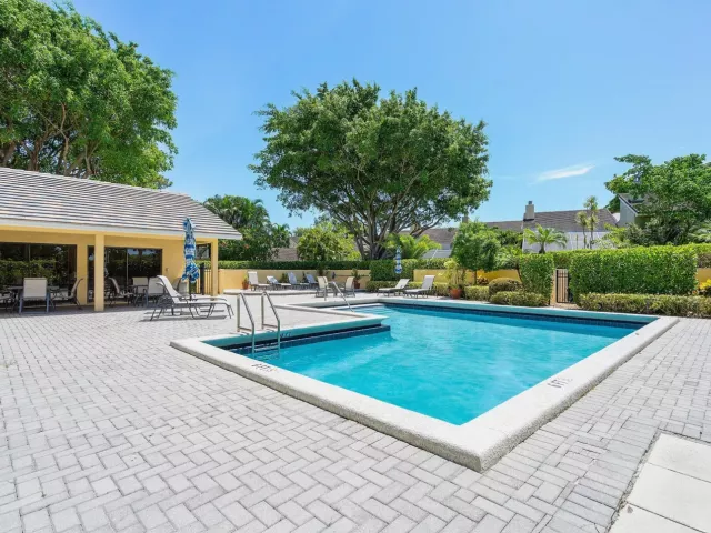 Продажа дома по адресу 5664 Santiago Circle - фото 9240391