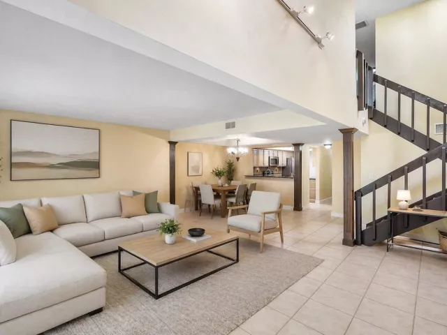 Продажа дома по адресу 5664 Santiago Circle - фото 9240239