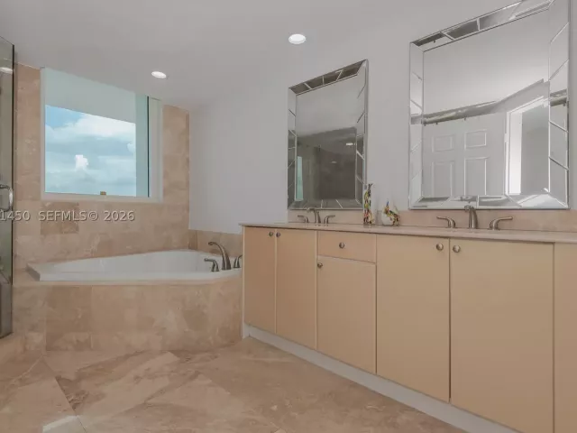 Квартира в аренду номер1407E - фото 9107006
