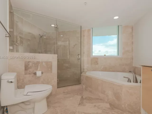 Квартира в аренду номер1407E - фото 9107008