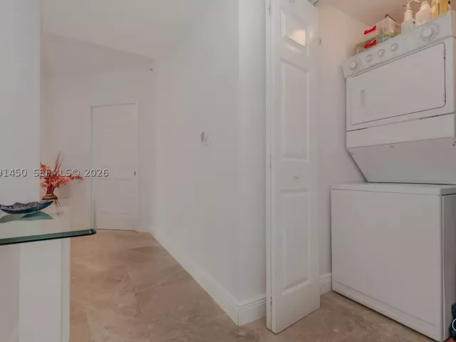 Квартира в аренду номер1407E - фото 9107010