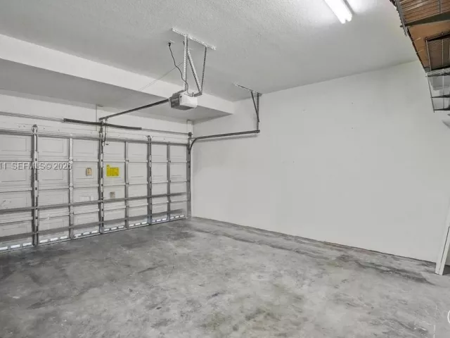 Продажа дома по адресу 17026 NW 19th St - фото 7541395