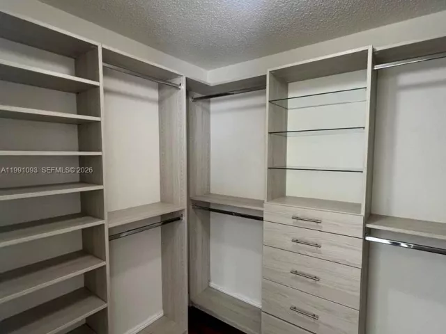 Дом в аренду по адресу 19227 NW 22nd St 19227 - фото 7542912