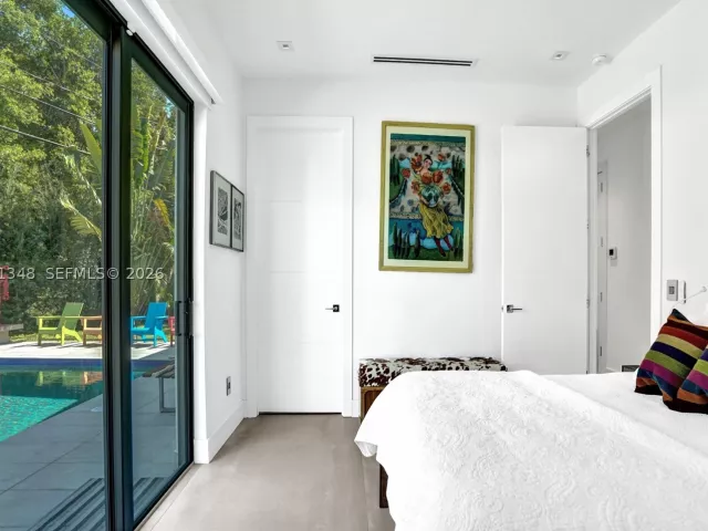 Продажа дома по адресу 2120 NE 197th Ter - фото 9374929