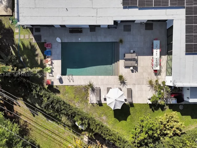 Продажа дома по адресу 2120 NE 197th Ter - фото 9374936