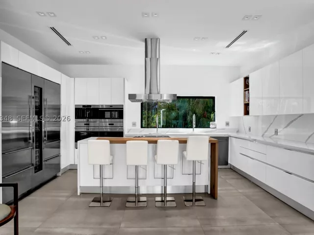 Продажа дома по адресу 2120 NE 197th Ter - фото 9374912