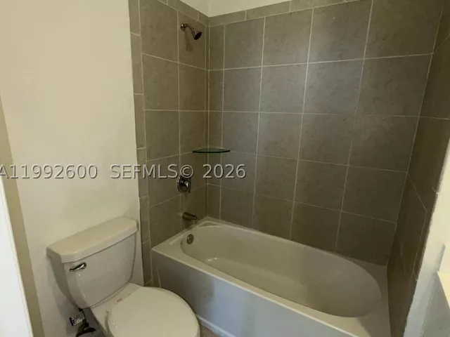 Продажа дома по адресу 679 SE 13th St Cir - фото 9102203