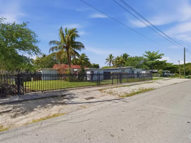 Продажа дома по адресу 60 NW 128th St - фото 8876103