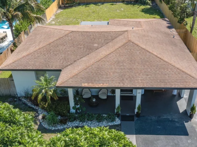Продажа дома по адресу 246 NE 14th Street - фото 8908668