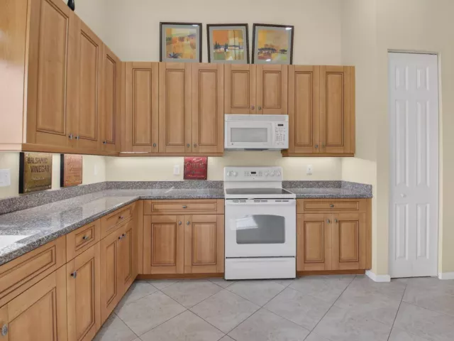 Продажа дома по адресу 9571 Isles Cay Drive - фото 8912090