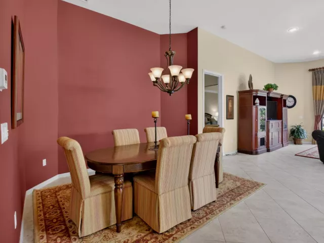 Продажа дома по адресу 9571 Isles Cay Drive - фото 8912094