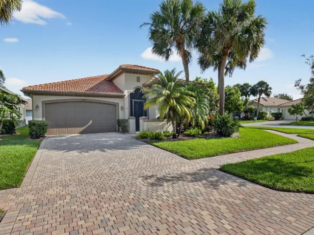 Продажа дома по адресу 9571 Isles Cay Drive - фото 8912076