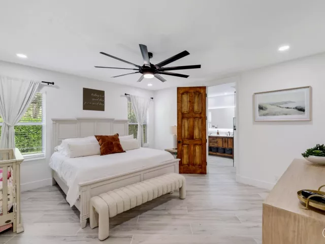 Продажа дома по адресу 706 Sunset Road - фото 8013914