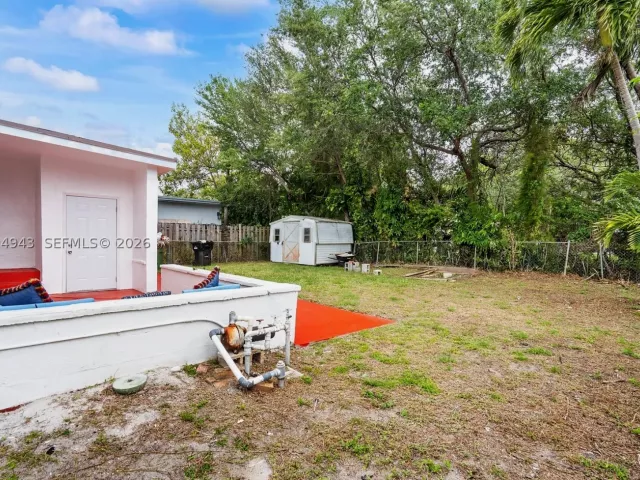 Продажа дома по адресу 511 NE 131st St - фото 9022130
