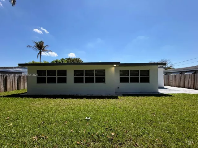 Дом в аренду по адресу 7571 Eaton St - фото 7559415