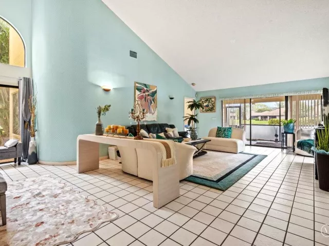 Продажа дома по адресу 6691 S Pine Court - фото 8898874