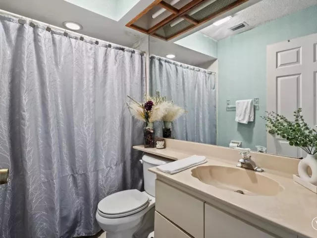 Продажа дома по адресу 6691 S Pine Court - фото 8898884