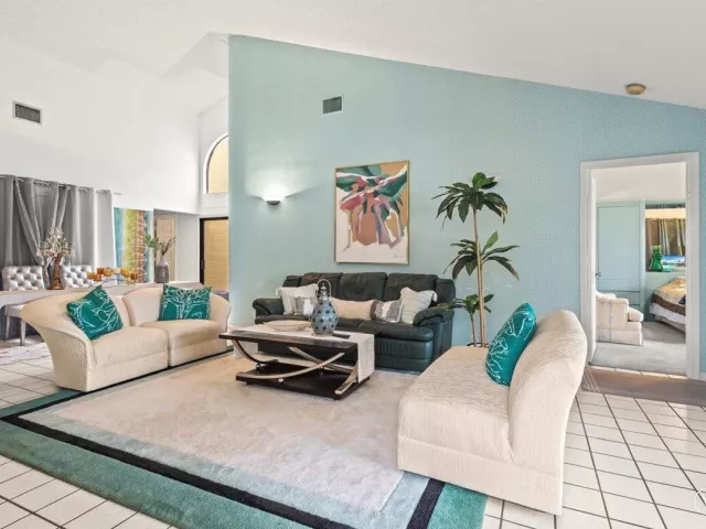 Продажа дома по адресу 6691 S Pine Court - фото 8898873