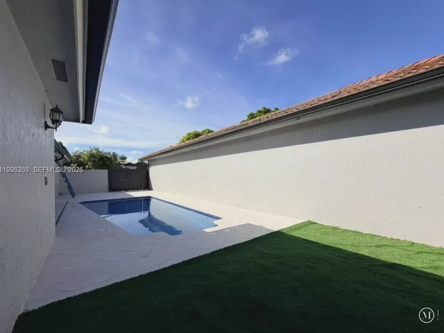 Дом в аренду по адресу 11361 SW 145th Ave 0 - фото 7566260