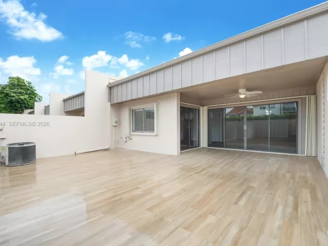 Дом в аренду по адресу 7426 SW 106th Pl - фото 7566300