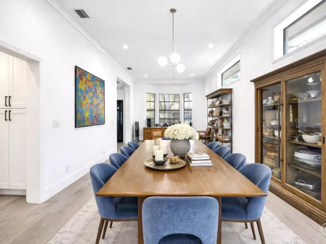 Продажа дома по адресу 10650 Paris Street - фото 8900133