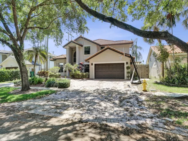 Продажа дома по адресу 10650 Paris Street - фото 8900126