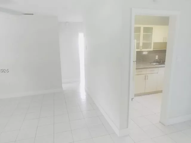 Продажа дома по адресу 2530 NW 152nd St - фото 9297485