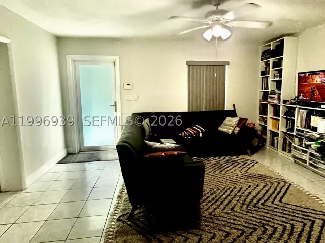 Продажа дома по адресу 2530 NW 152nd St - фото 9297486